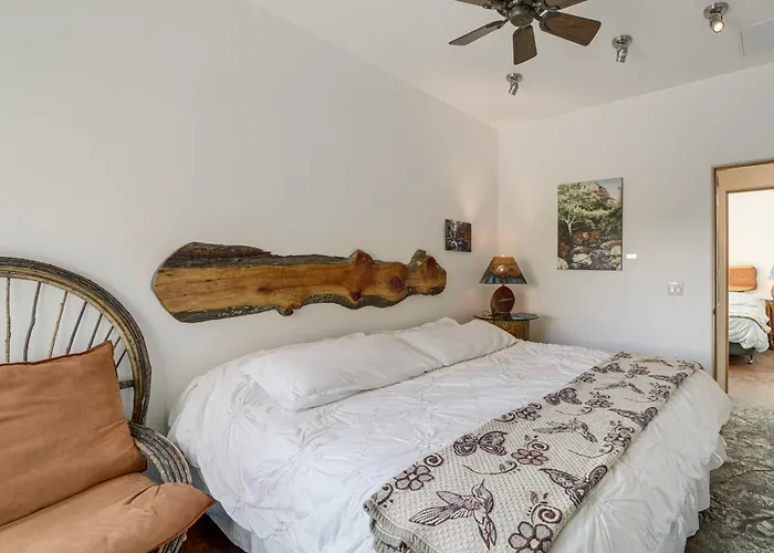 Surrounding Mtn & Valley Views! Getaway *