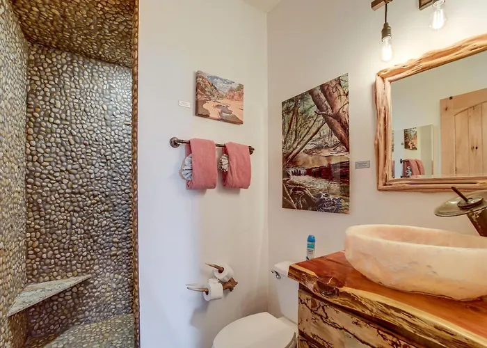 Surrounding Mtn & Valley Views! Getaway