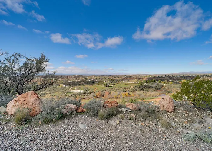 Surrounding Mtn & Valley Views! Getaway Holiday home