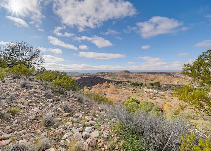 Surrounding Mtn & Valley Views! Getaway *